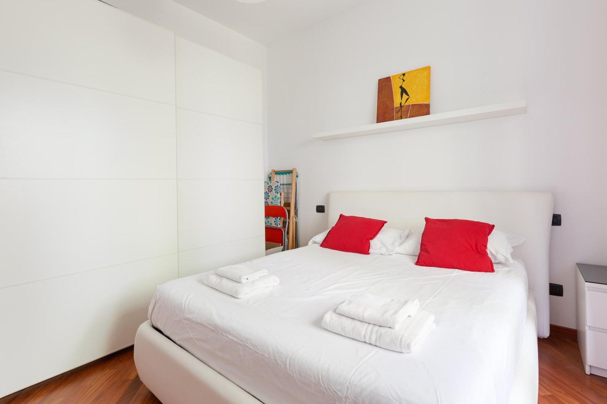 Ca' Granda M5 & Bicocca - Apartment With Parking Милано Екстериор снимка